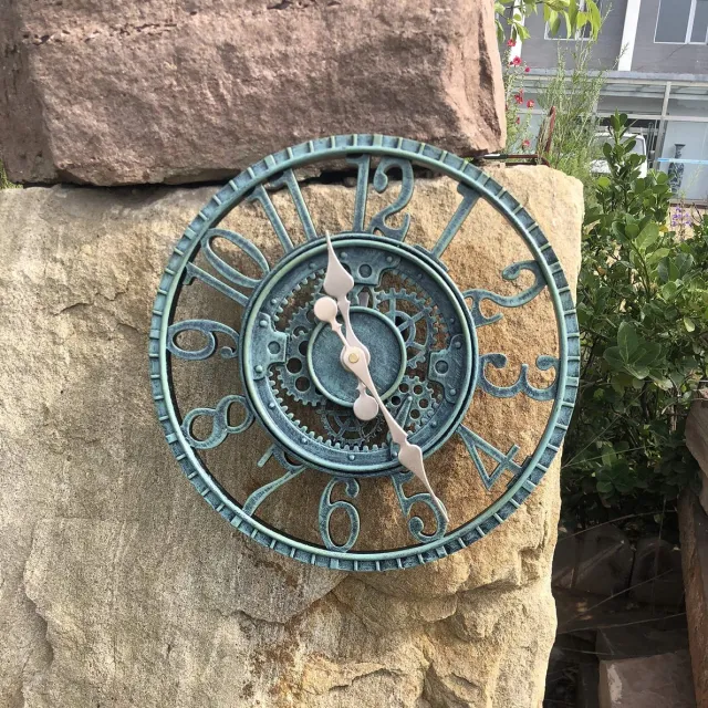 Famanu Grote retro tuin klok, weerbestendige muurklok, vintage decoratief ornament, moderne klok zonder tikkend geluid Zwart