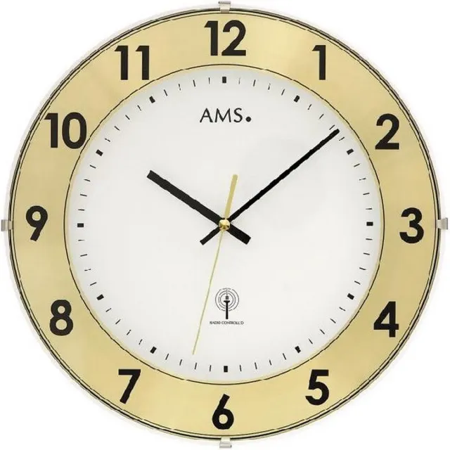AMS Mooi goudkleurig radio controlled wand klok van het merk AMS -5947 Wit