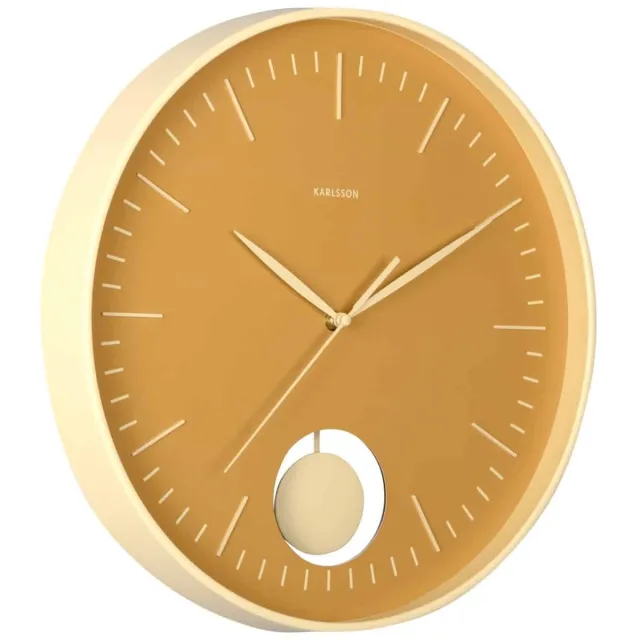 Karlsson Wandklok Grato Pendulum - Okergeel - Ø40.6cm - Wandklok Modern