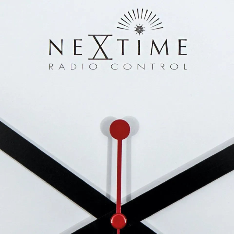 Nextime Wandklok - 35 cm - aluminium - 'Station radiogestuurd (DCF) streep', foto 5