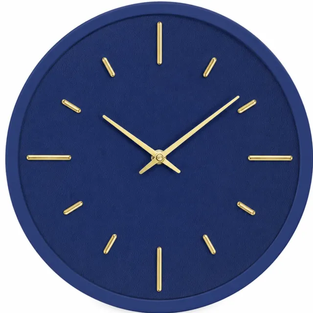SWGOTA Blauwe ronde wandklok 12 inch - Stil uurwerk, goudkleurige wijzers en streepmarkeringen - Metalen kast - Op batterijen - 1 stuk