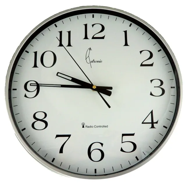 cetronic WR671-DCF Metallic Silver - Wandklok - Analoog - Rond - Kunststof - Cijfers - Radiogestuurde tijdsaanduiding - Zilverkleurig