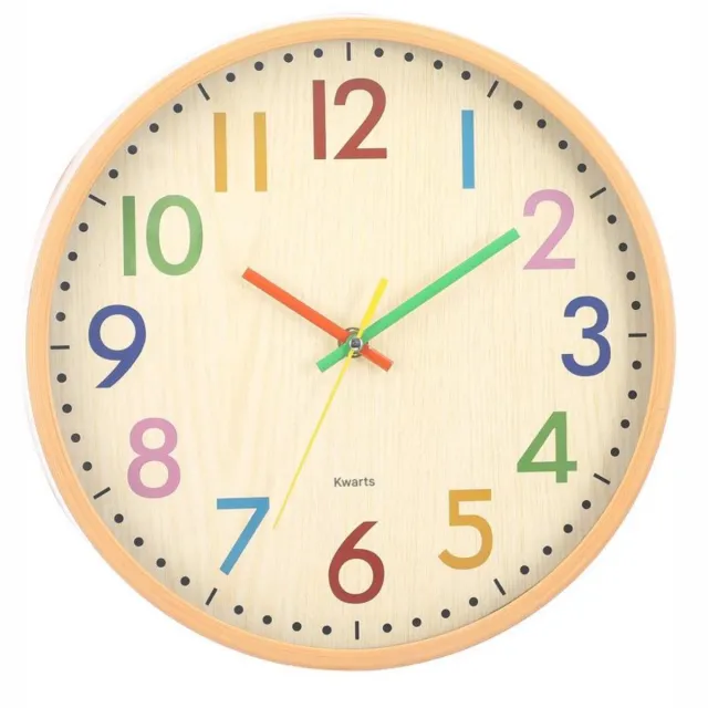 GelldG Kinderkamerhorloges - Lautloze Wanduhr - Creatieve Kleurrijke Klok - 29.5x29.5cm - Geschikt voor Kinderkamer Slaapkamer en Woonkamer - Kunststof - Stil Mechanisme - Voor Jongens en Meisjes Origineel houtskleurig