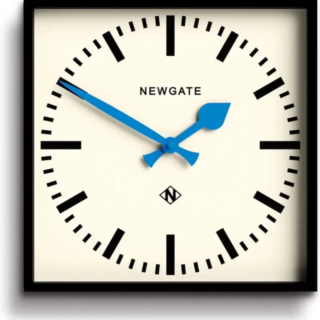 Newgate Number Five - Wandklok - Blauwe wijzers