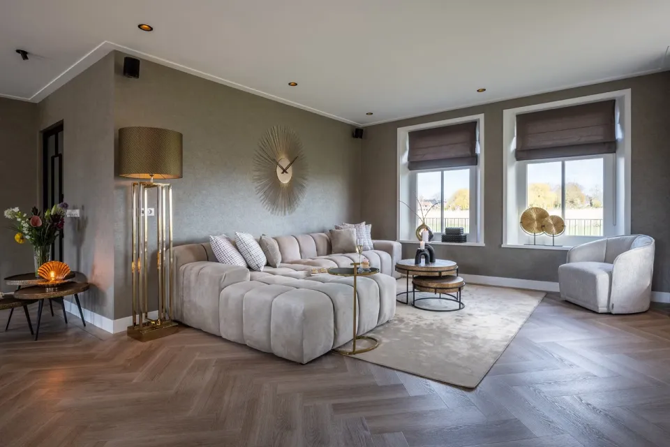 Richmond Interiors klok Chasin goud, foto 5