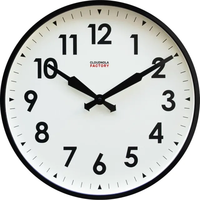 Cloudnola Fabriek - Zwarte Nummers - Wandklok - 45 cm – Artistieke Klok