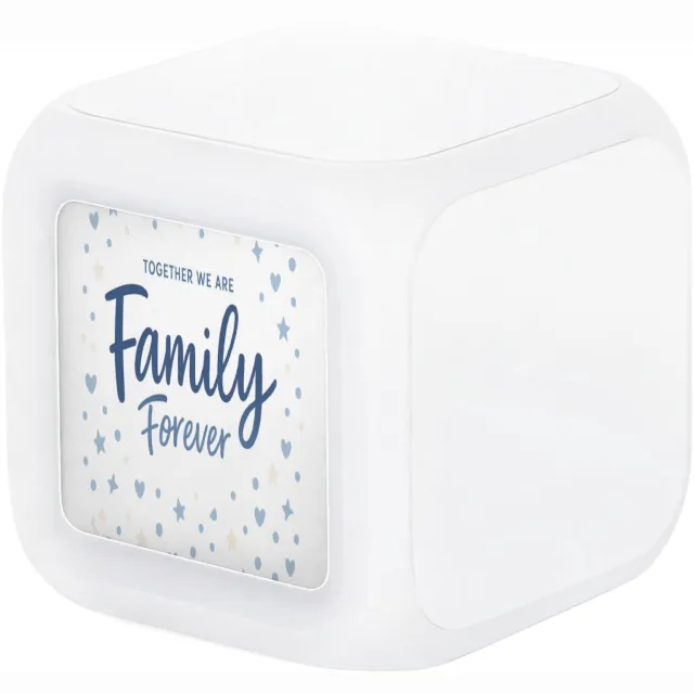 Mr Cadeautjes Digitale wekker - design Een rustige familietypografische print met een speels stippe | cadeau Wit