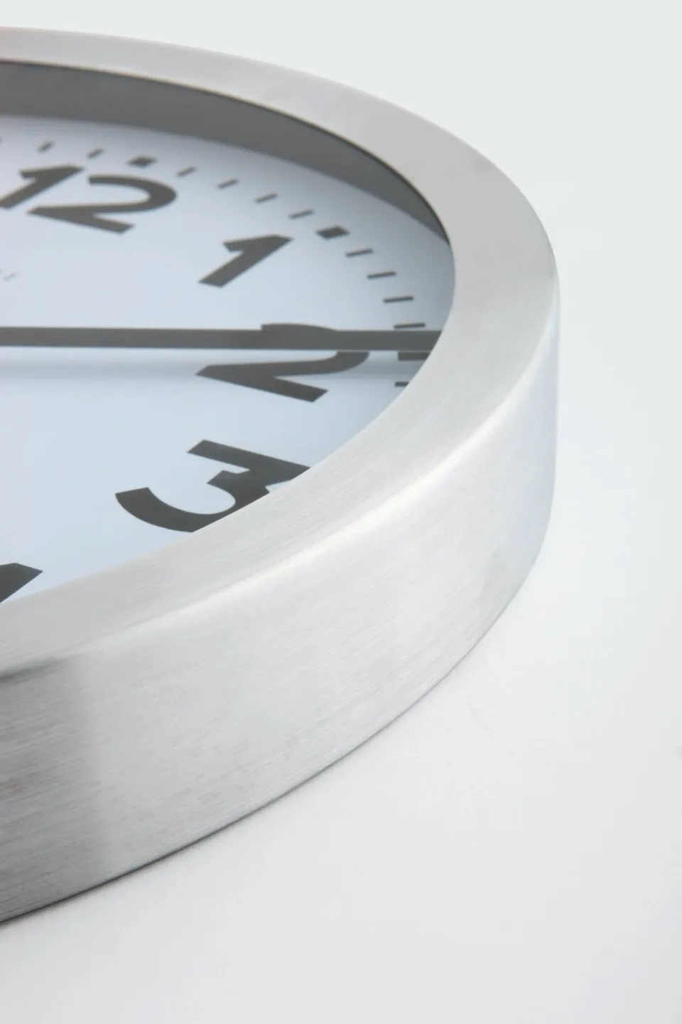 Nextime Wandklok - 35 cm - Aluminium - 'Station radiogestuurde (DCF) cijfers', foto 6