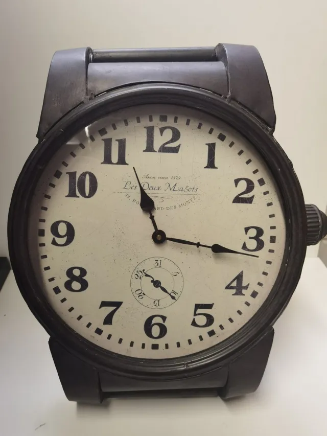 Boltze Klok - Tafel klok - Metaal - Bruin - XL - Landelijk - Hoogte 44cm - Ø35cm - Horloge model