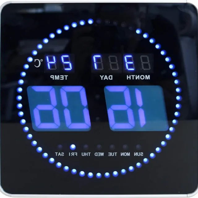 BOG Digitale Klok - Zwart En Blauw - 28 x 28 cm - Wandklok - LED Display - Moderne Tijdweergave - Voor Woonkamer - Slaapkamer - Kantoor