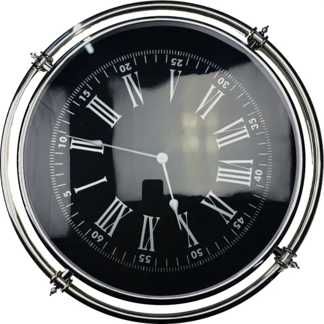 L28 Wandklok rond 64x5x64 cm zilver/zwart