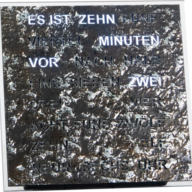 AMS Intertime | Woordklok | Wandklok | Tafelklok | 20x20 cm | Grafiet | Duits